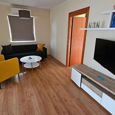 Apartments Lumar Palit Exterior foto